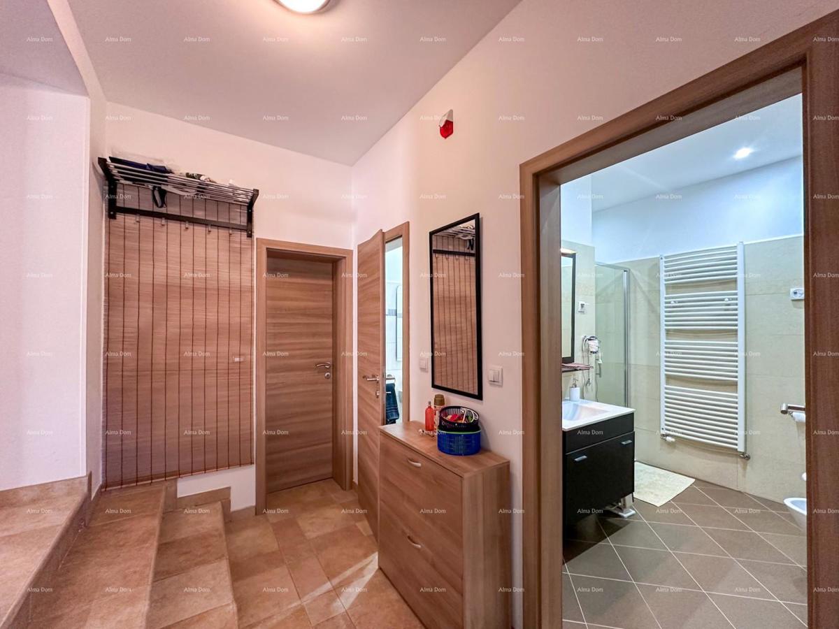 Prekrasna hiša s bazenom v Puli, idealna za družino ali naložbo