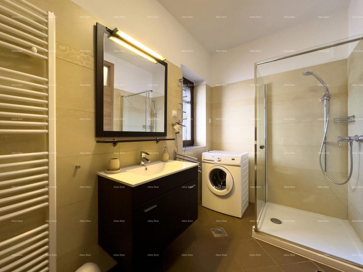 Prekrasna hiša s bazenom v Puli, idealna za družino ali naložbo