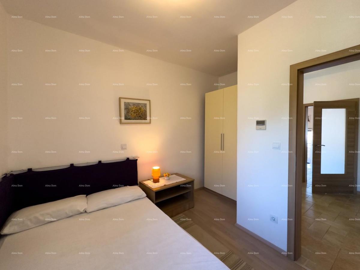 Prekrasna hiša s bazenom v Puli, idealna za družino ali naložbo