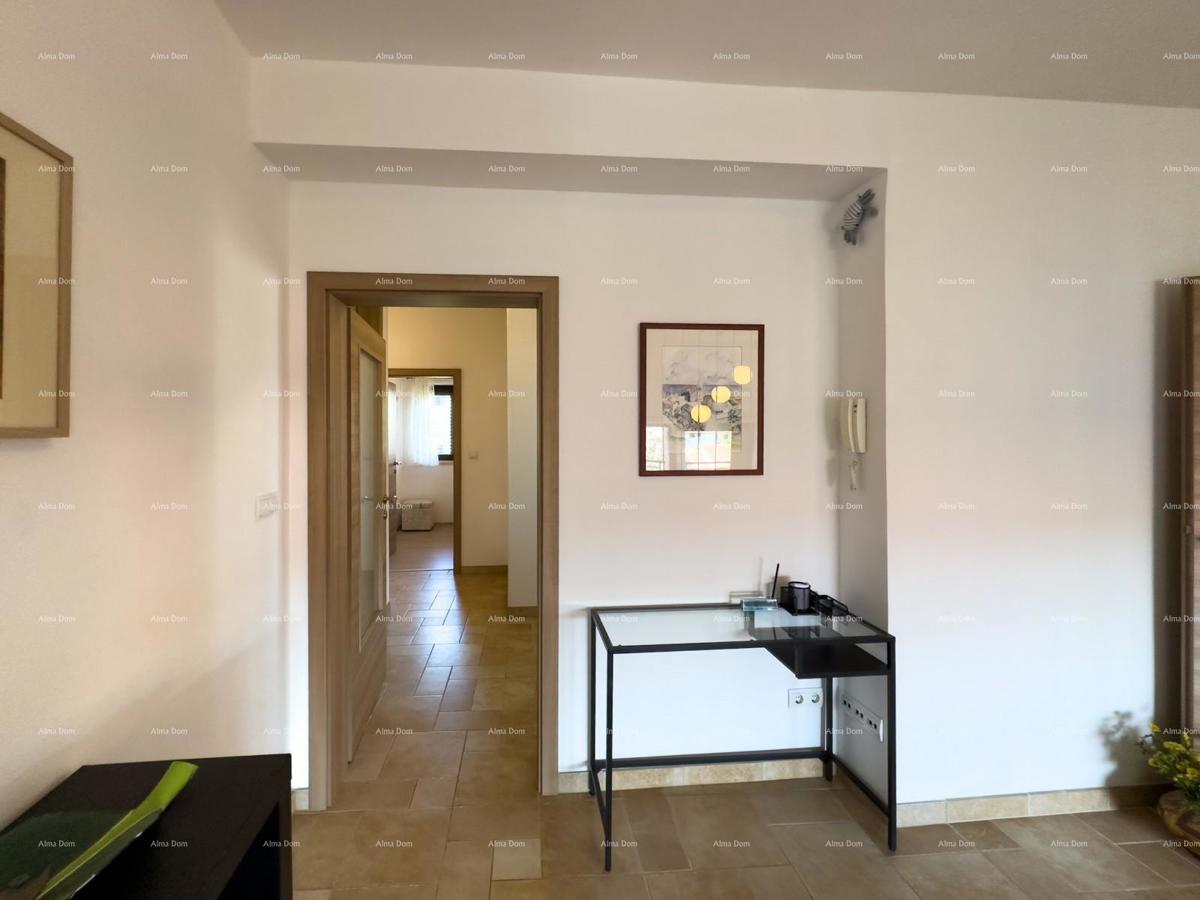 Prekrasna hiša s bazenom v Puli, idealna za družino ali naložbo