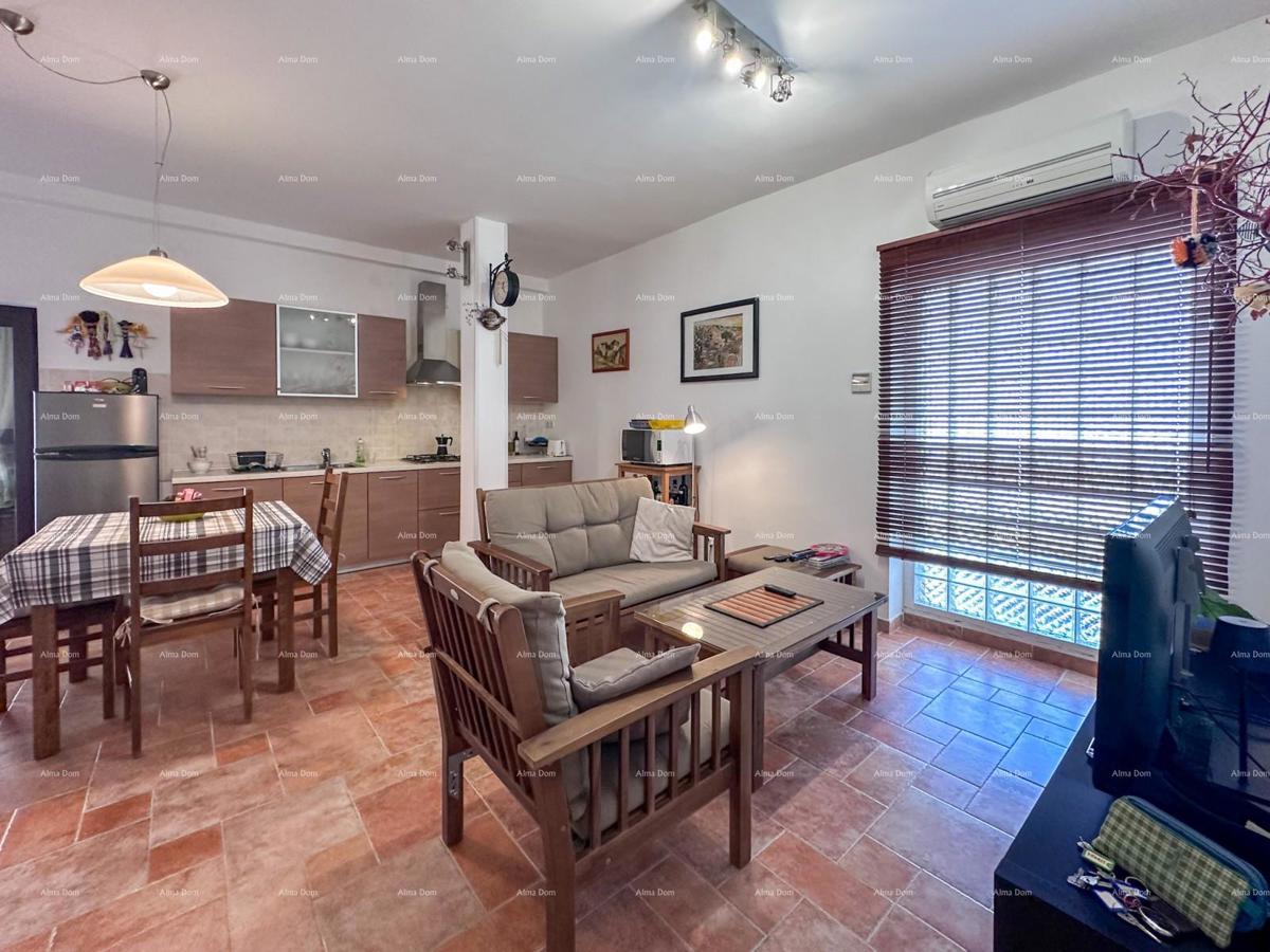 Prekrasna hiša s bazenom v Puli, idealna za družino ali naložbo