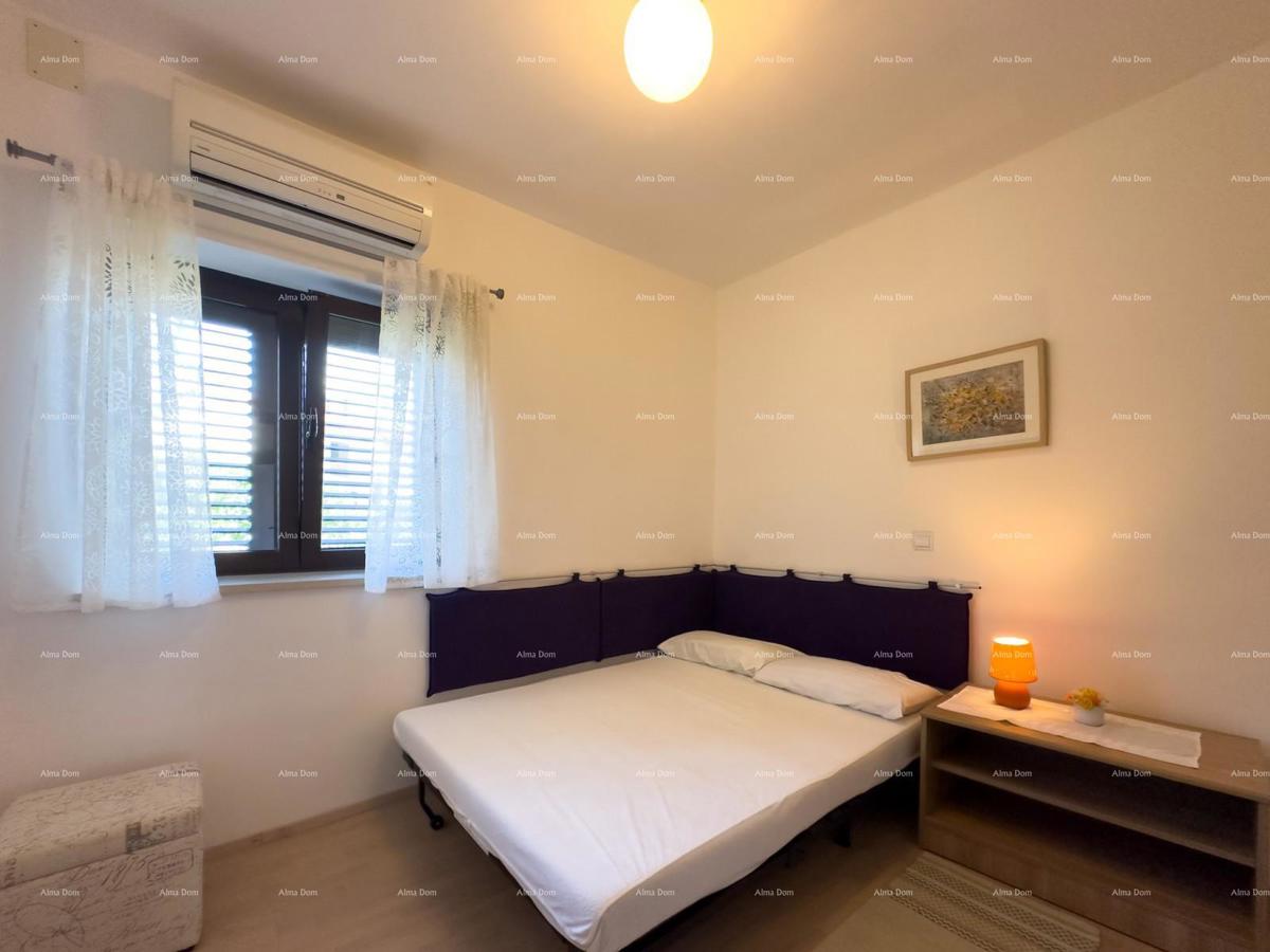 Prekrasna hiša s bazenom v Puli, idealna za družino ali naložbo