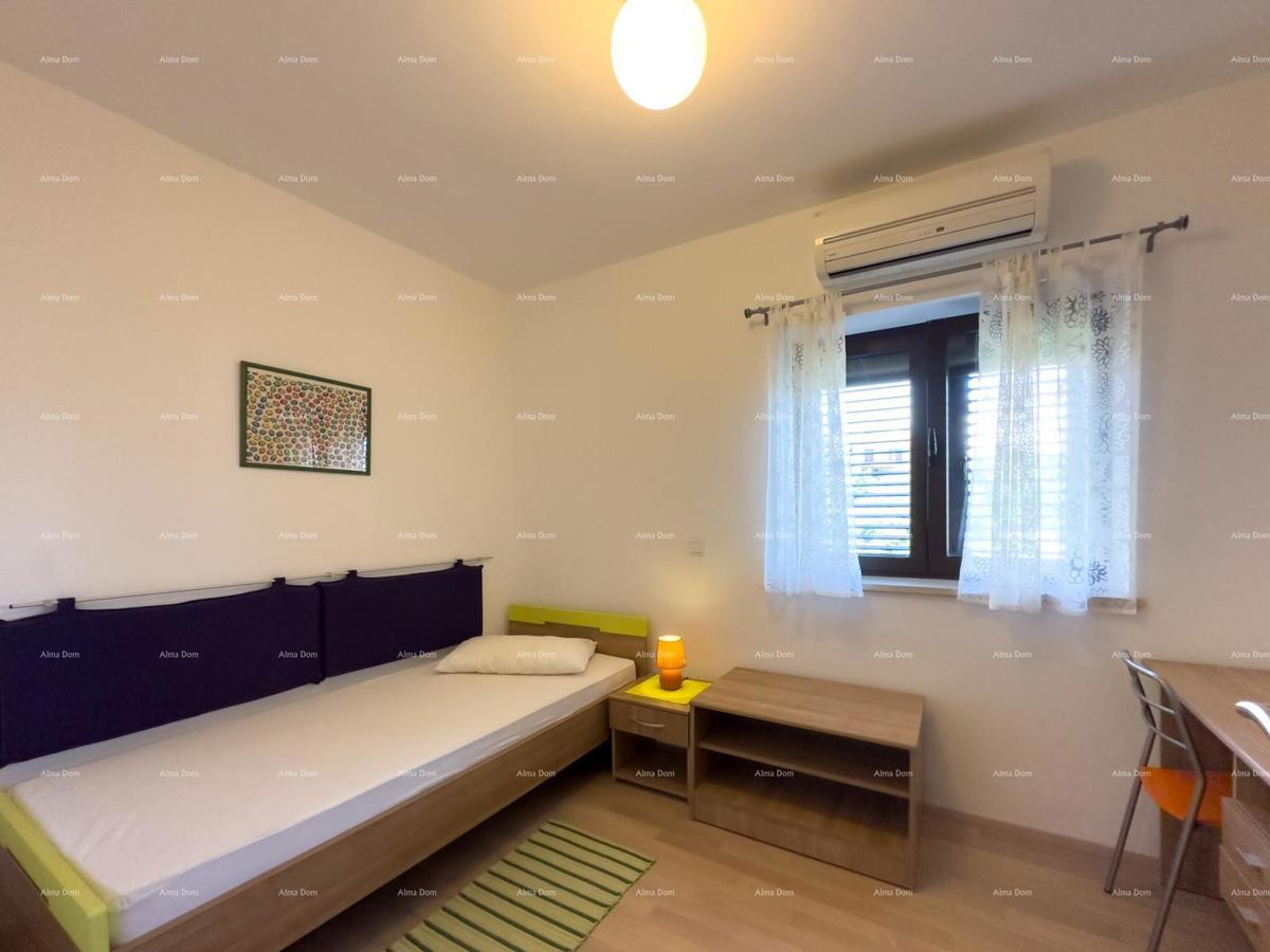 Prekrasna hiša s bazenom v Puli, idealna za družino ali naložbo