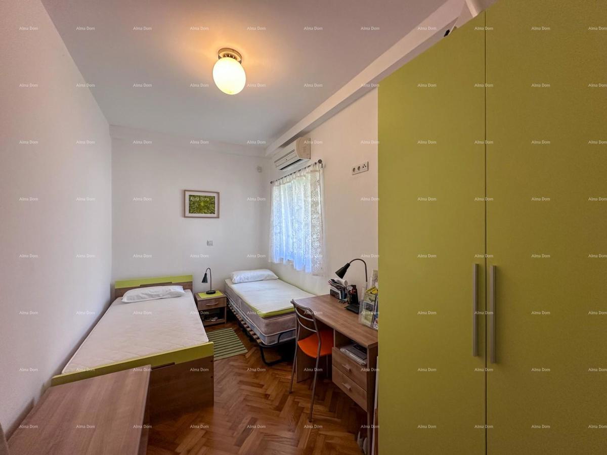 Prekrasna hiša s bazenom v Puli, idealna za družino ali naložbo