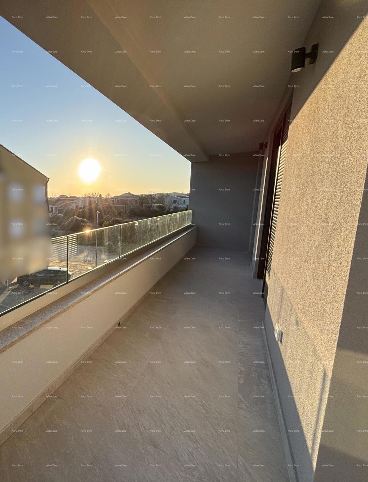 PULA, Valdebek - Prostorno stanovanje naprodaj, 2 terasi, novogradnja / B4