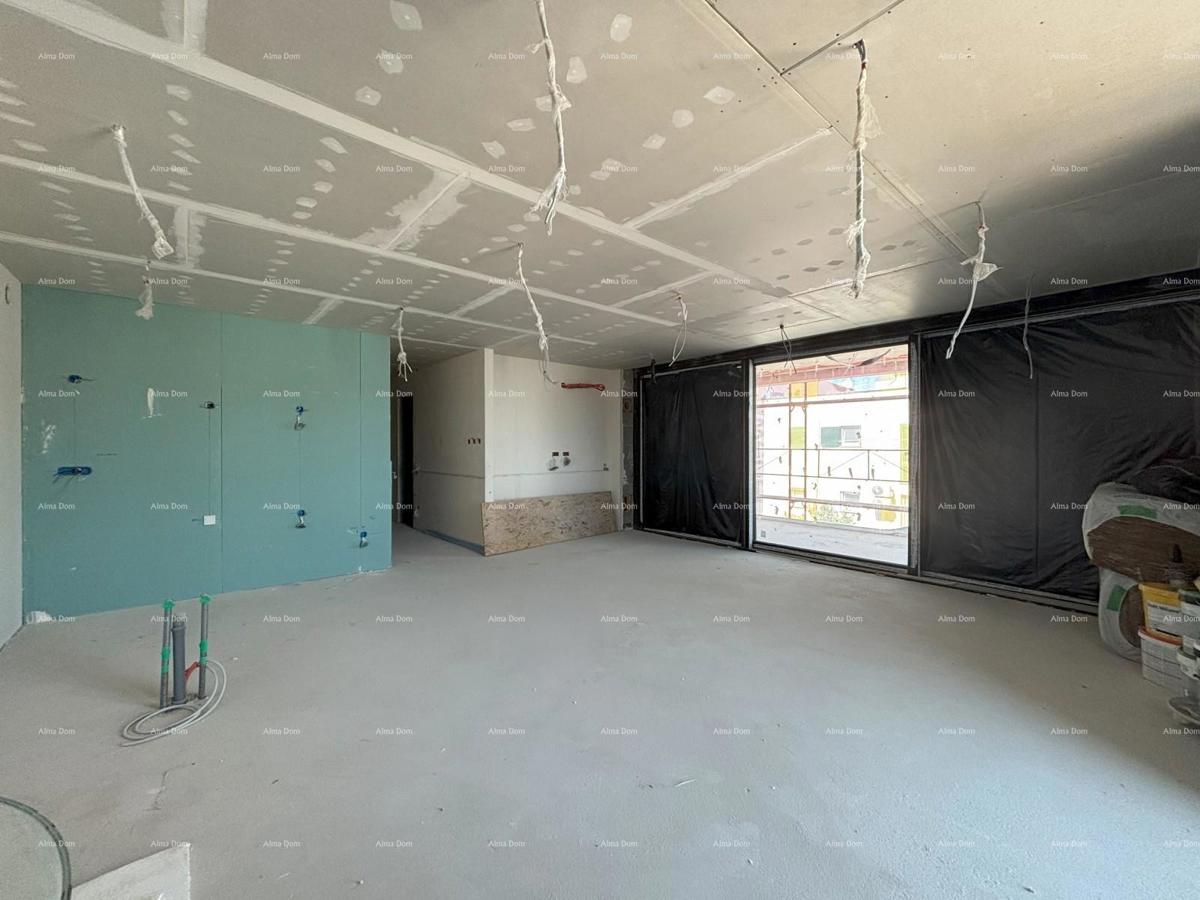 ROVINJ - stanovanje naprodaj v luksuzni rezidenci ob morju / S11