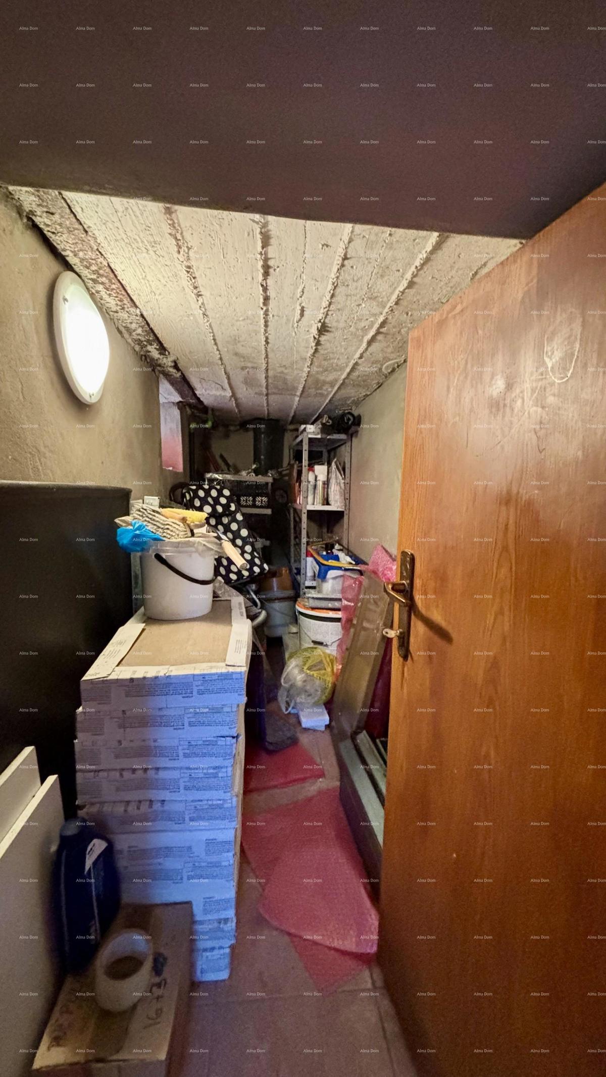 PULA, center – prodaja / stanovanje 55 m² z vrtom in parkirnim mestom