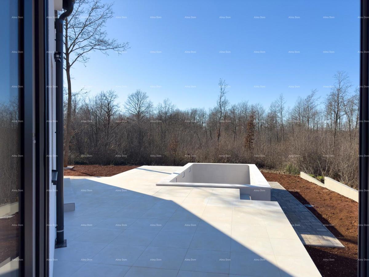 KOŽLJANI - Moderna hiša z bazenom. Blizu gozda, 15 minut do morja