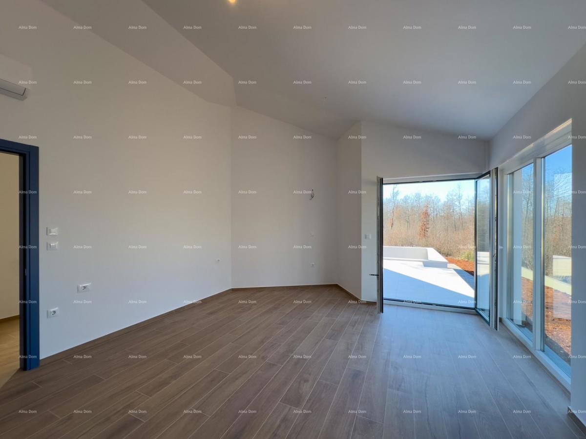 KOŽLJANI - Moderna hiša z bazenom. Blizu gozda, 15 minut do morja