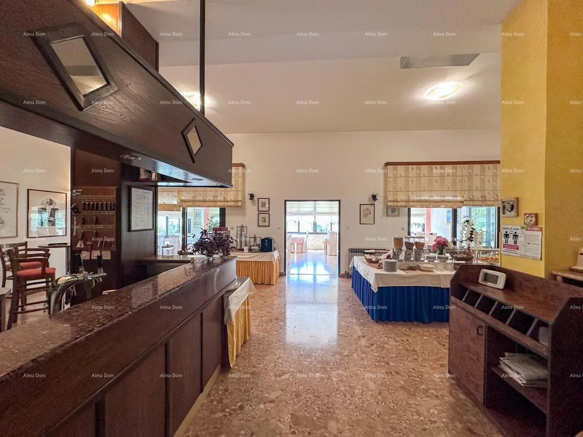 Investicija iz sanj: šarmanten hotel v Krnici, 200 m od morja