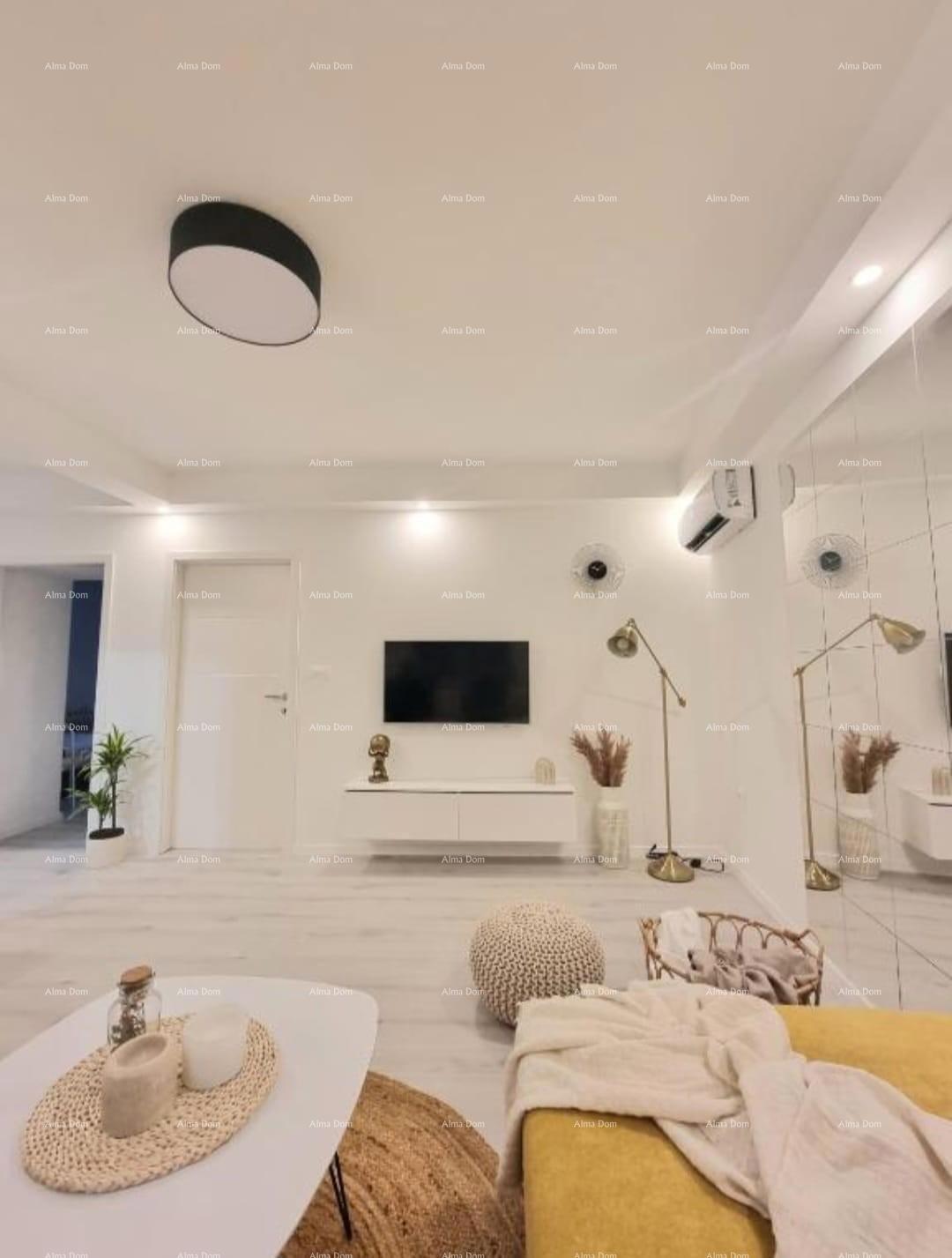 Pula, Arena – Popolnoma prenovljeno stanovanje v bližini Arene