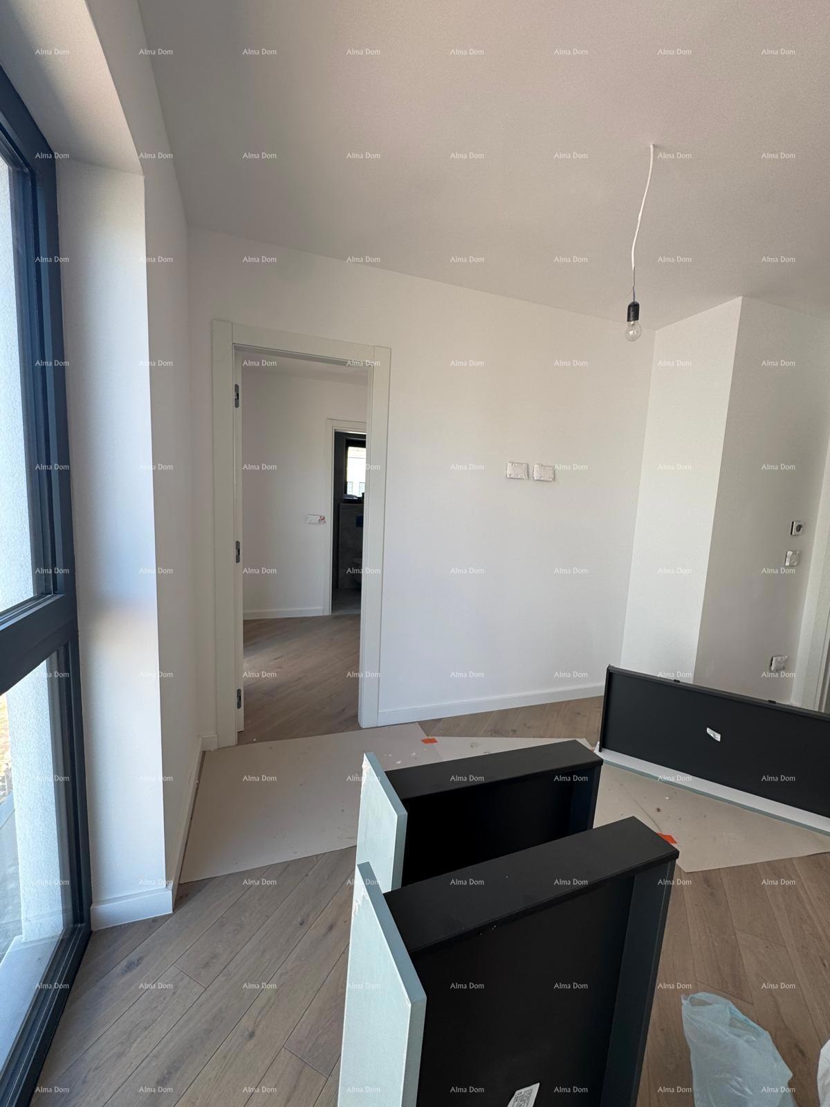 PRODAJA STANOVANJ V ROVINJU S POGLEDOM NA MORJE