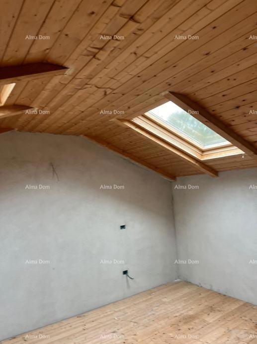 Prodaja obiteljske kuće v mirnem delu okolice Labina