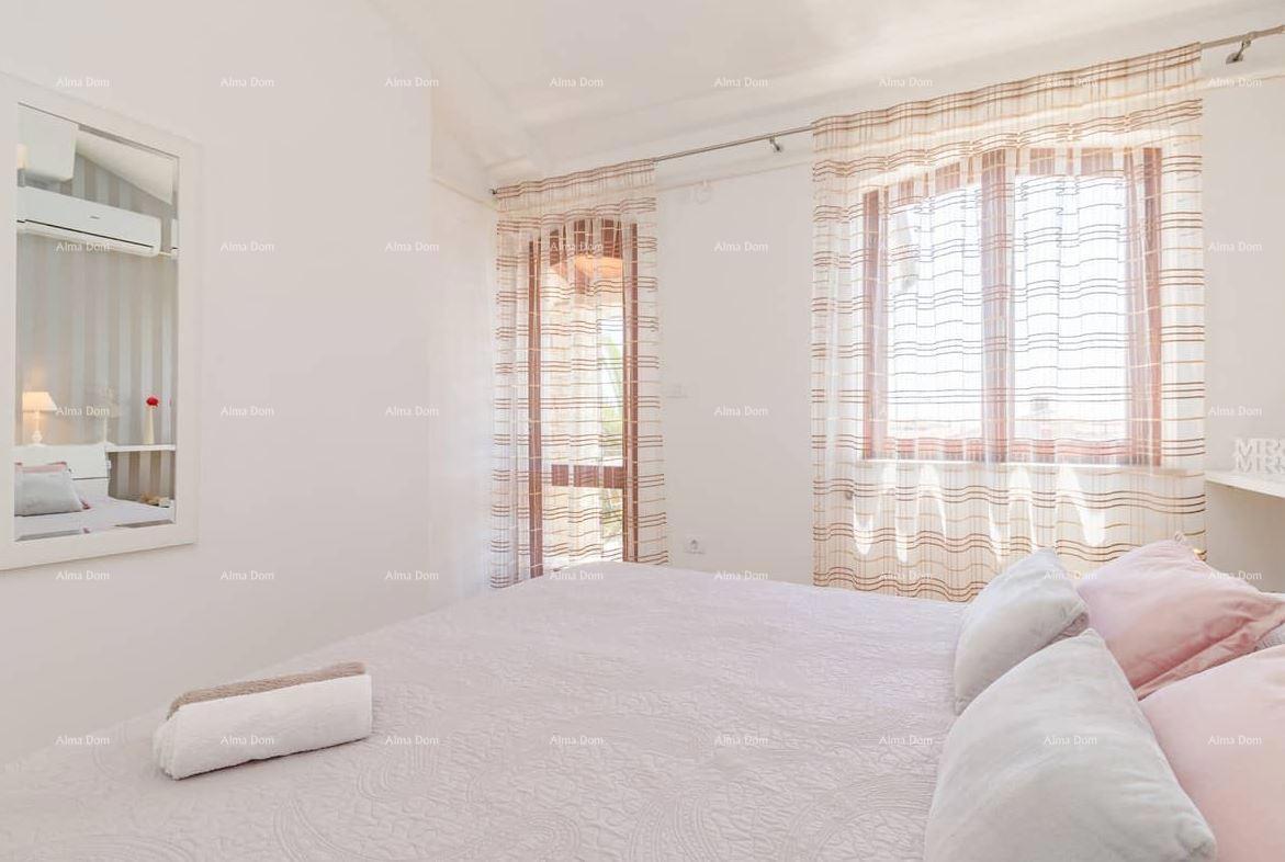 The translation of the title to Slovenian is: