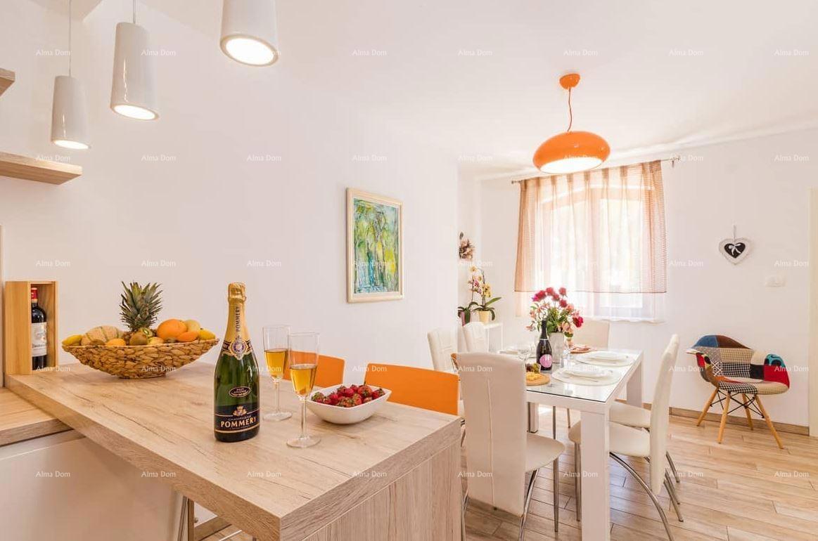 The translation of the title to Slovenian is: