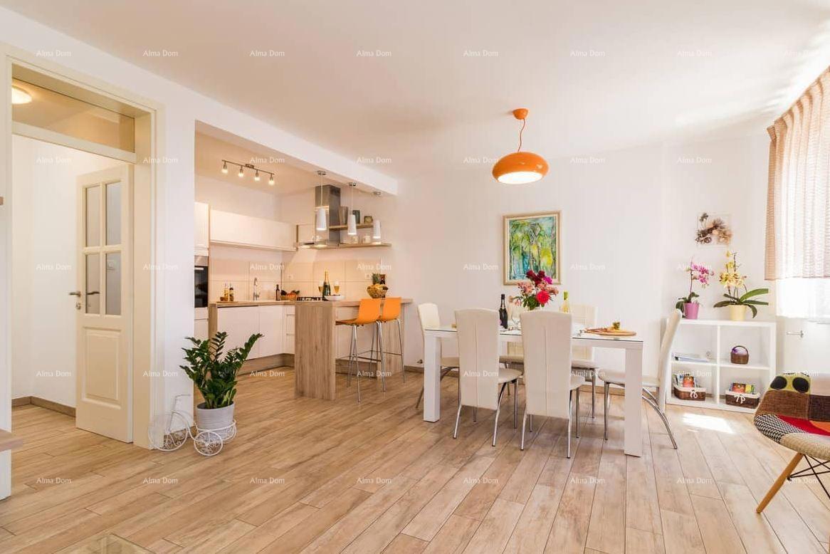 The translation of the title to Slovenian is: