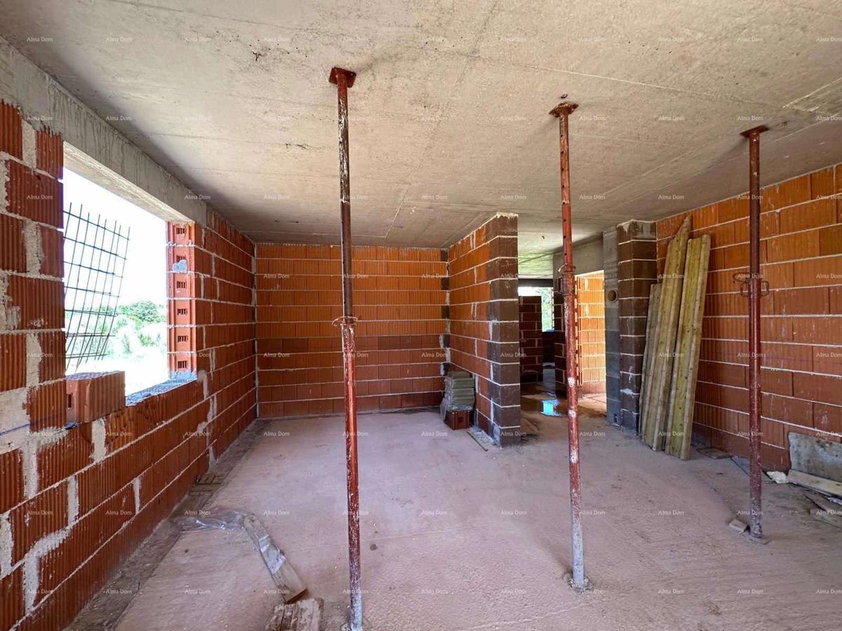 Nov projekt, Barbariga! Apartma z vrtom in parkiriščem, 500 m od morja