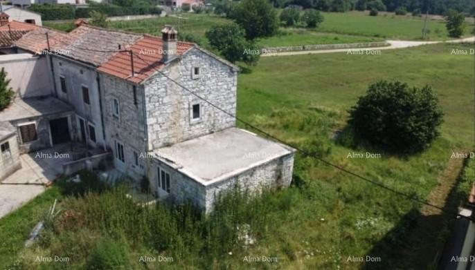 Na prodaj stara kamnita hiša z zemljiščem v kraju Barban, idealna za počitniško hišo.