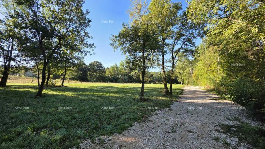 Sveta Nedelja – Gradbena parcela 651 m²