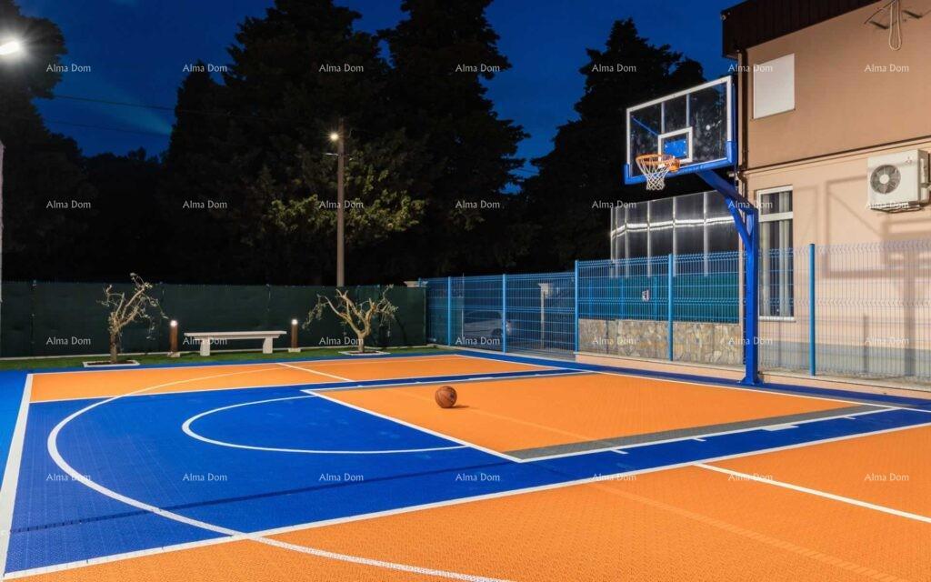 Čudovita vila na veliki parceli!