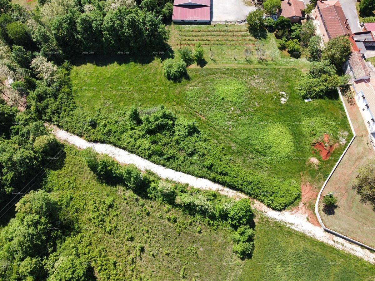 BARBAN - Gradbeno zemljišče s projektom (dupleks), 15 minut do morja