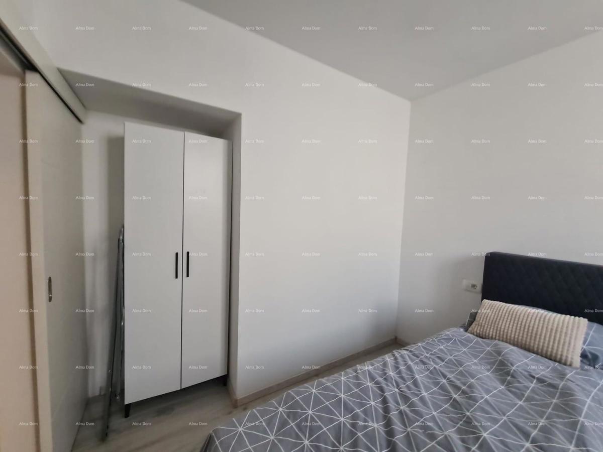 Prodaja stan s dvema apartmajema – Pula
