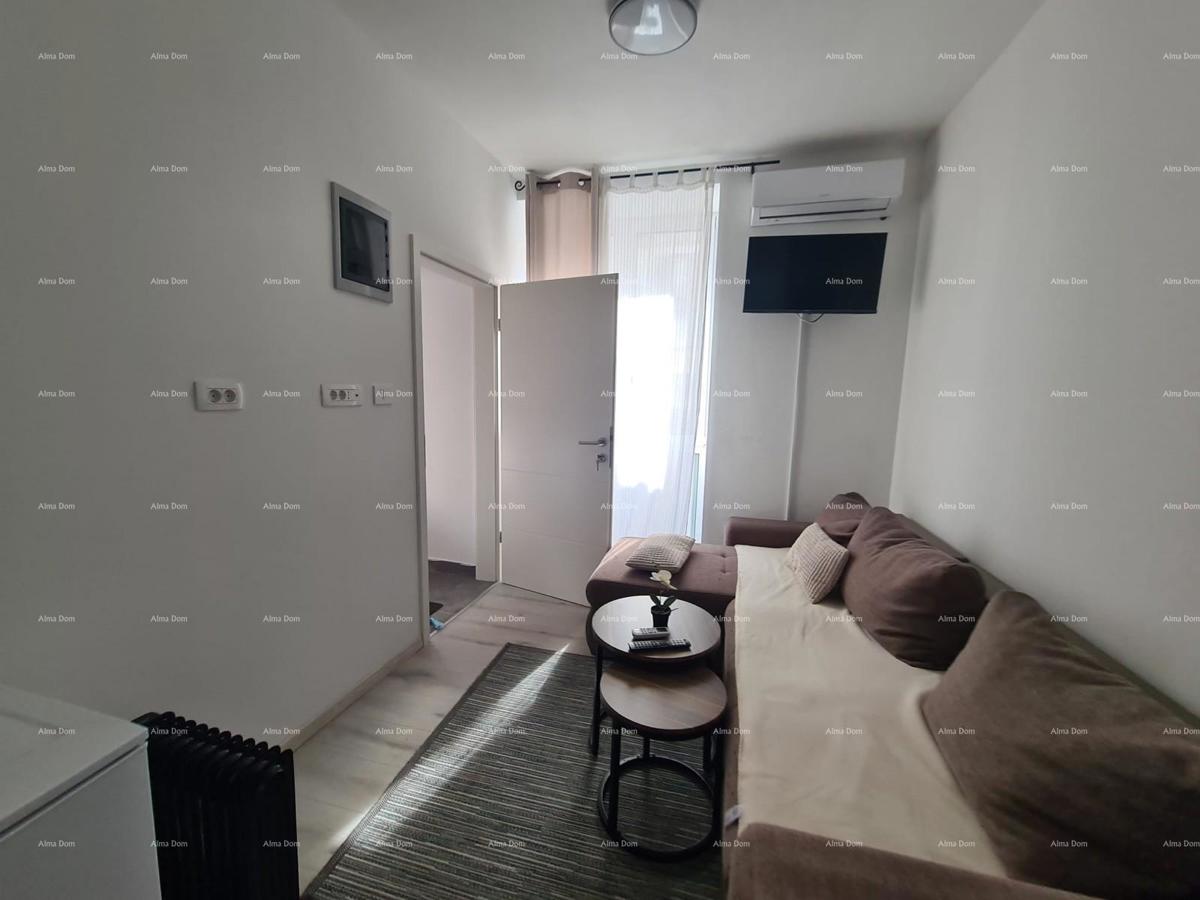 Prodaja stan s dvema apartmajema – Pula