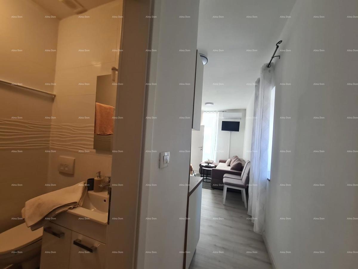 Prodaja stan s dvema apartmajema – Pula