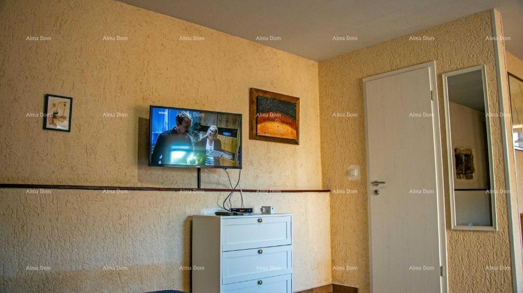 Prodaja - dve hiše na odlični lokaciji s pogledom na morje - Medulin, Vinkuran!