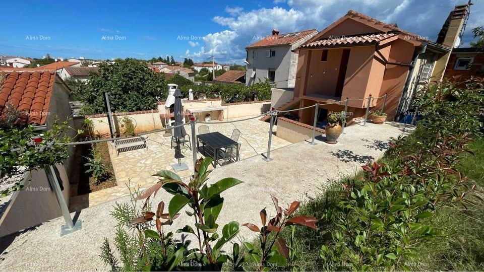 Prodaja - dve hiše na odlični lokaciji s pogledom na morje - Medulin, Vinkuran!