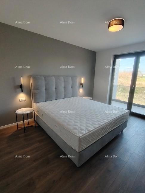 Vrhunski trosoban stan s pogledom na more, opremljen