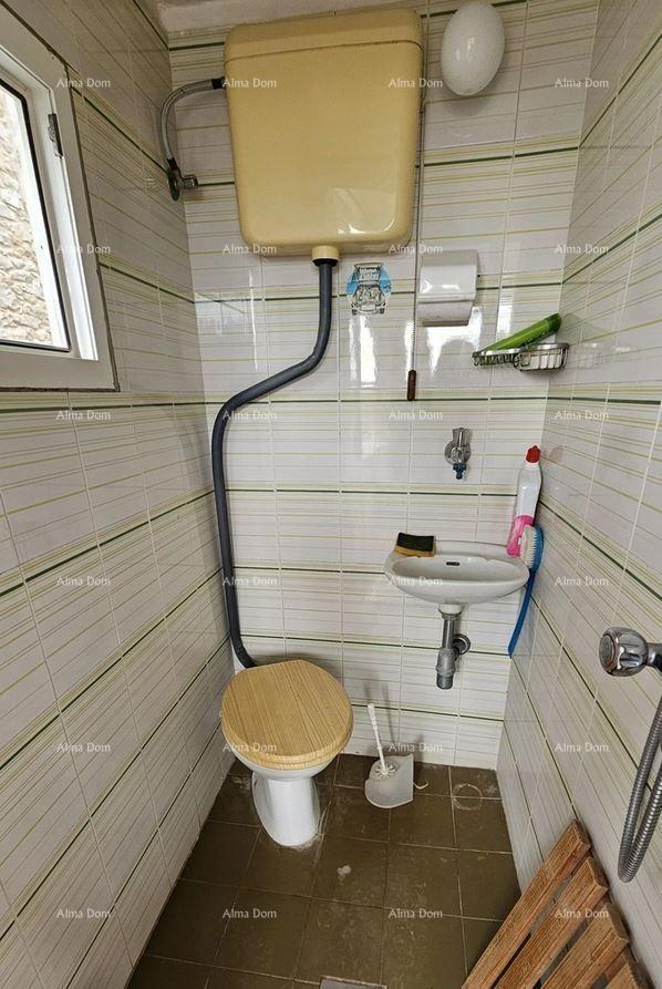 Kamena istarska kuća u Brtonigli