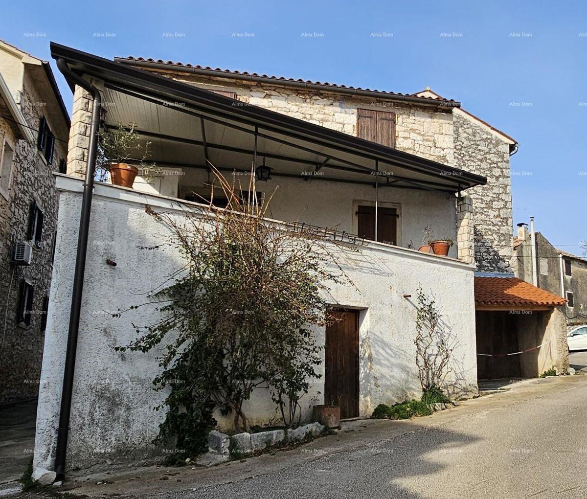 Kamena istarska kuća u Brtonigli