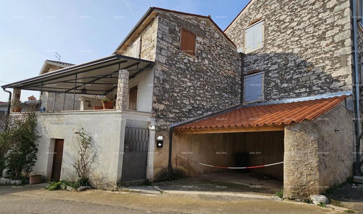 Kamena istarska kuća u Brtonigli