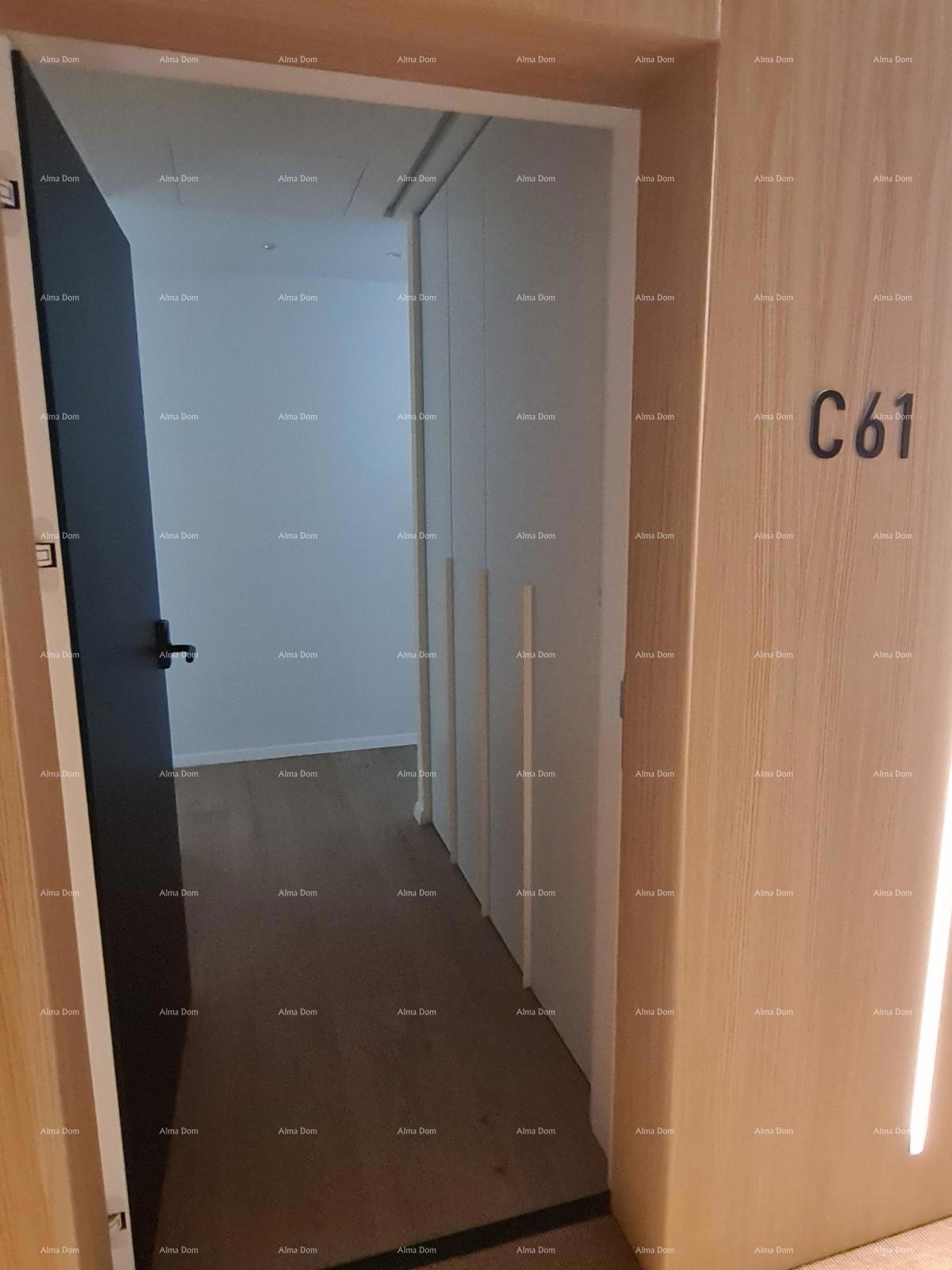 Umag, letovišče razkošja in lepote! Naprodaj stanovanja v letovišču s 105 m velikim neskončnim bazenom na strehi