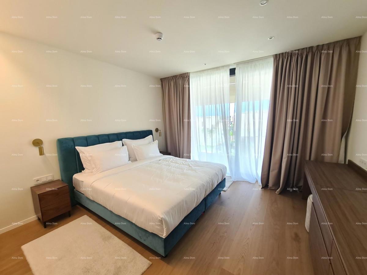 Umag, letovišče razkošja in lepote! Naprodaj stanovanja v letovišču s 105 m velikim neskončnim bazenom na strehi