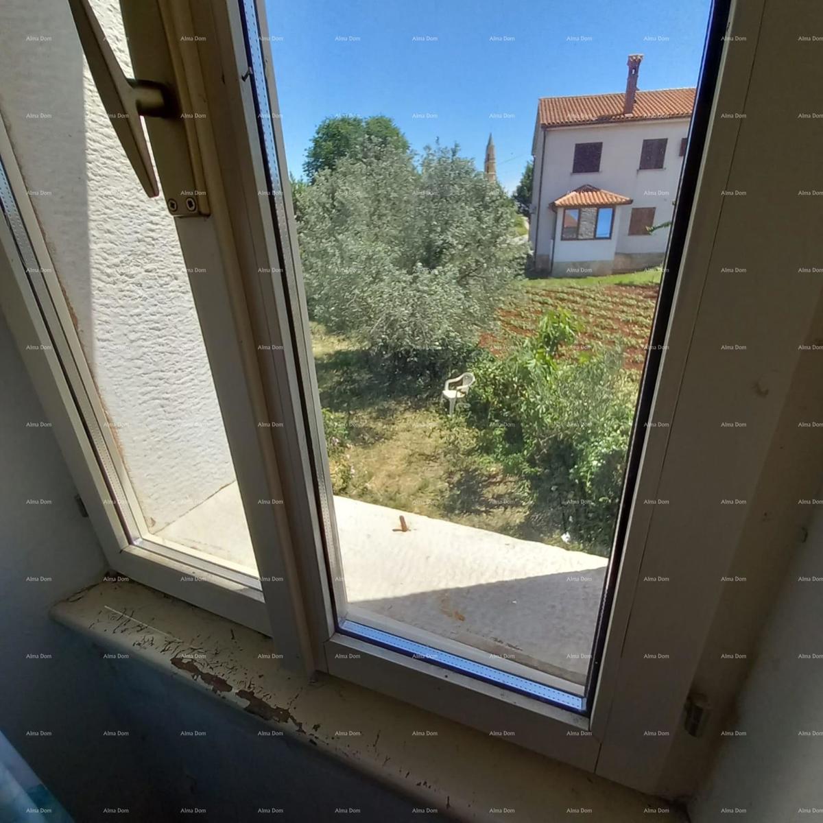 Na prodaju: šarmantna istarska kuća s prostranim dvorištem – Valtura