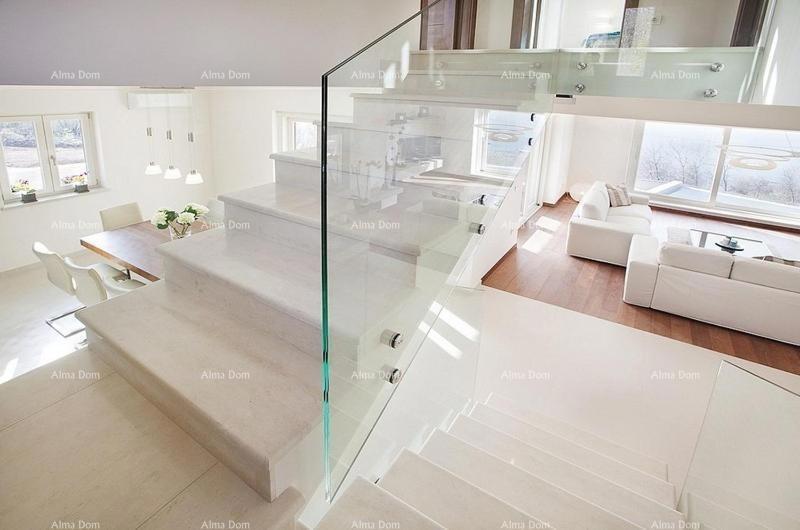 ISTRA, BLIŽINA RABCA - Dizajnerska vila z bazenom