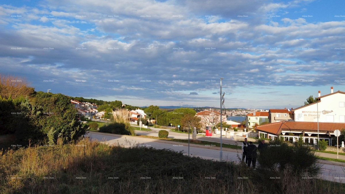 Prodamo atraktivno gradbeno zemljišče v bližini morja, Premantura