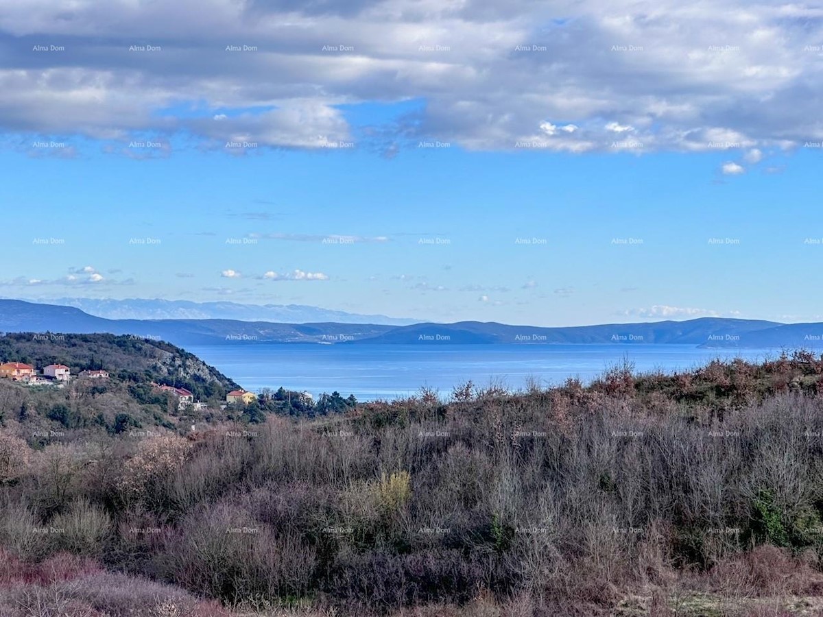 Čudovito trisobno stanovanje, Labin.