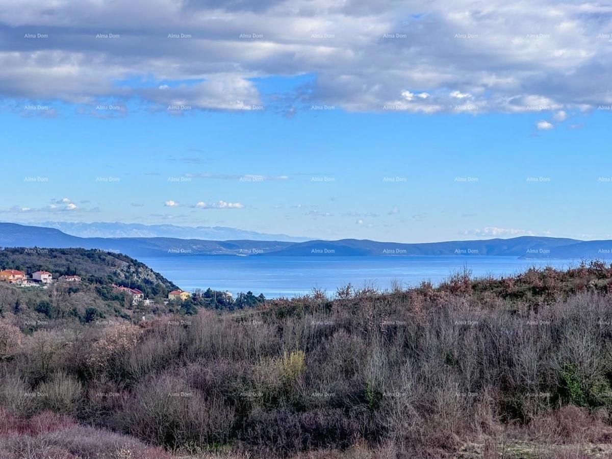 Čudovito trisobno stanovanje, Labin.