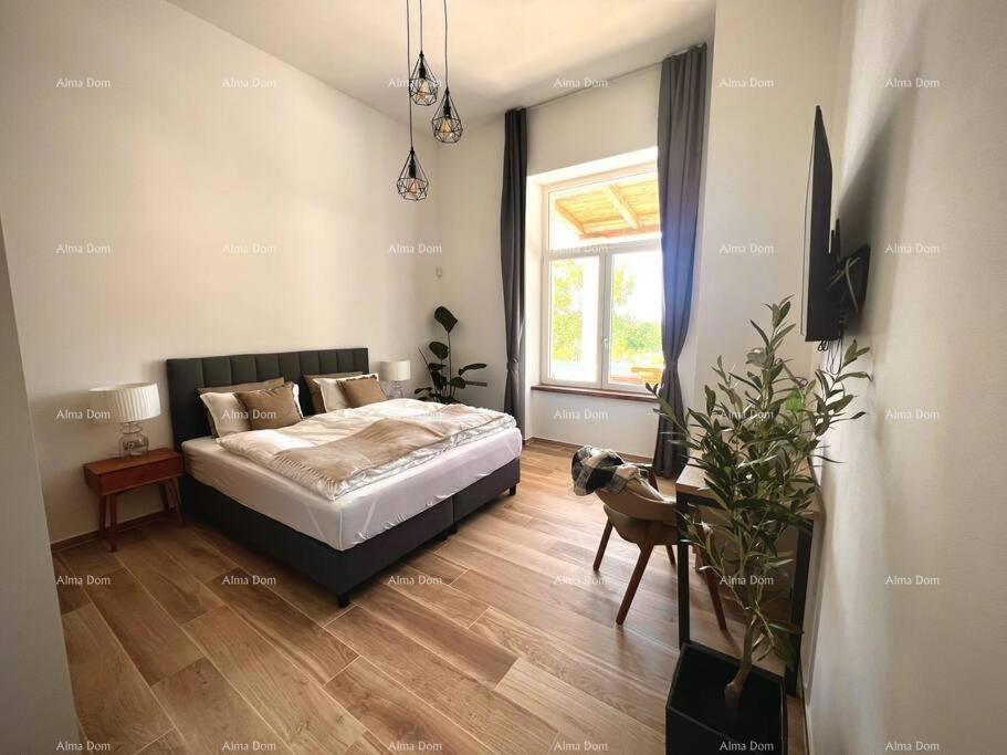 Prodamo lepo in moderno hišo, Poreč