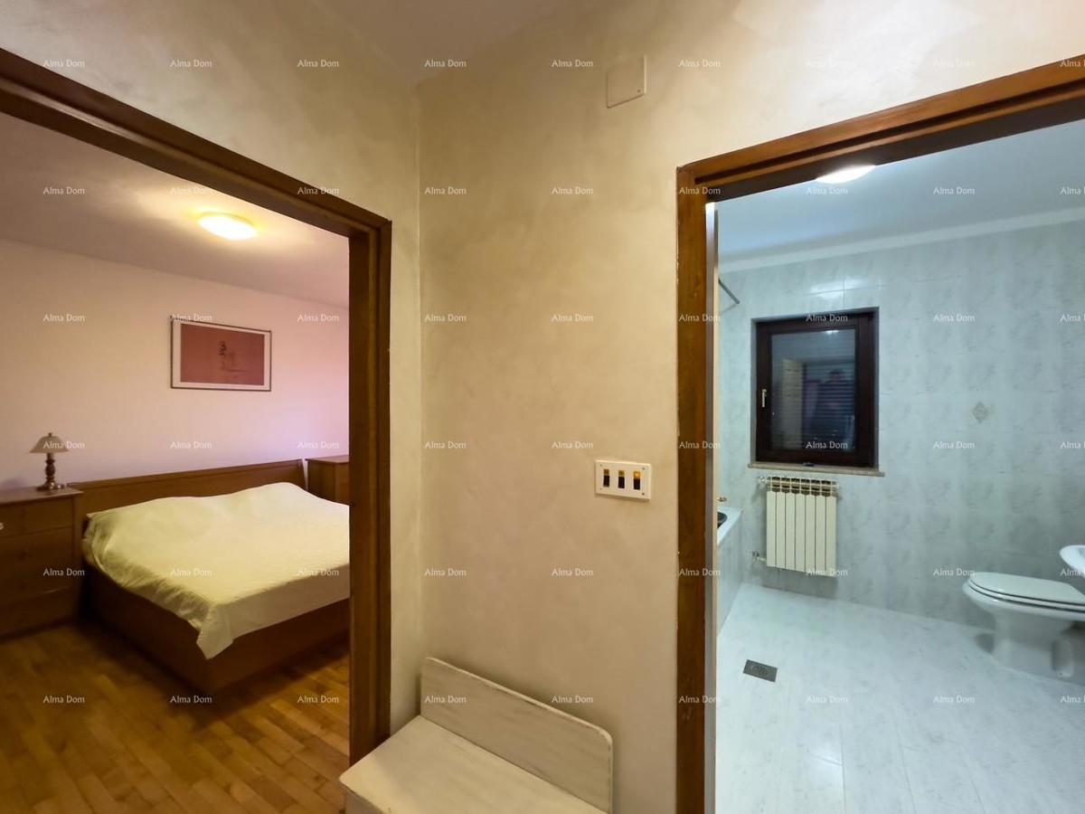 Prodamo samostojno hišo, Umag