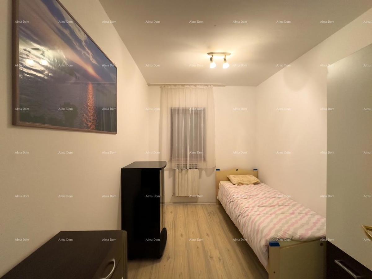 Prodamo samostojno hišo, Umag