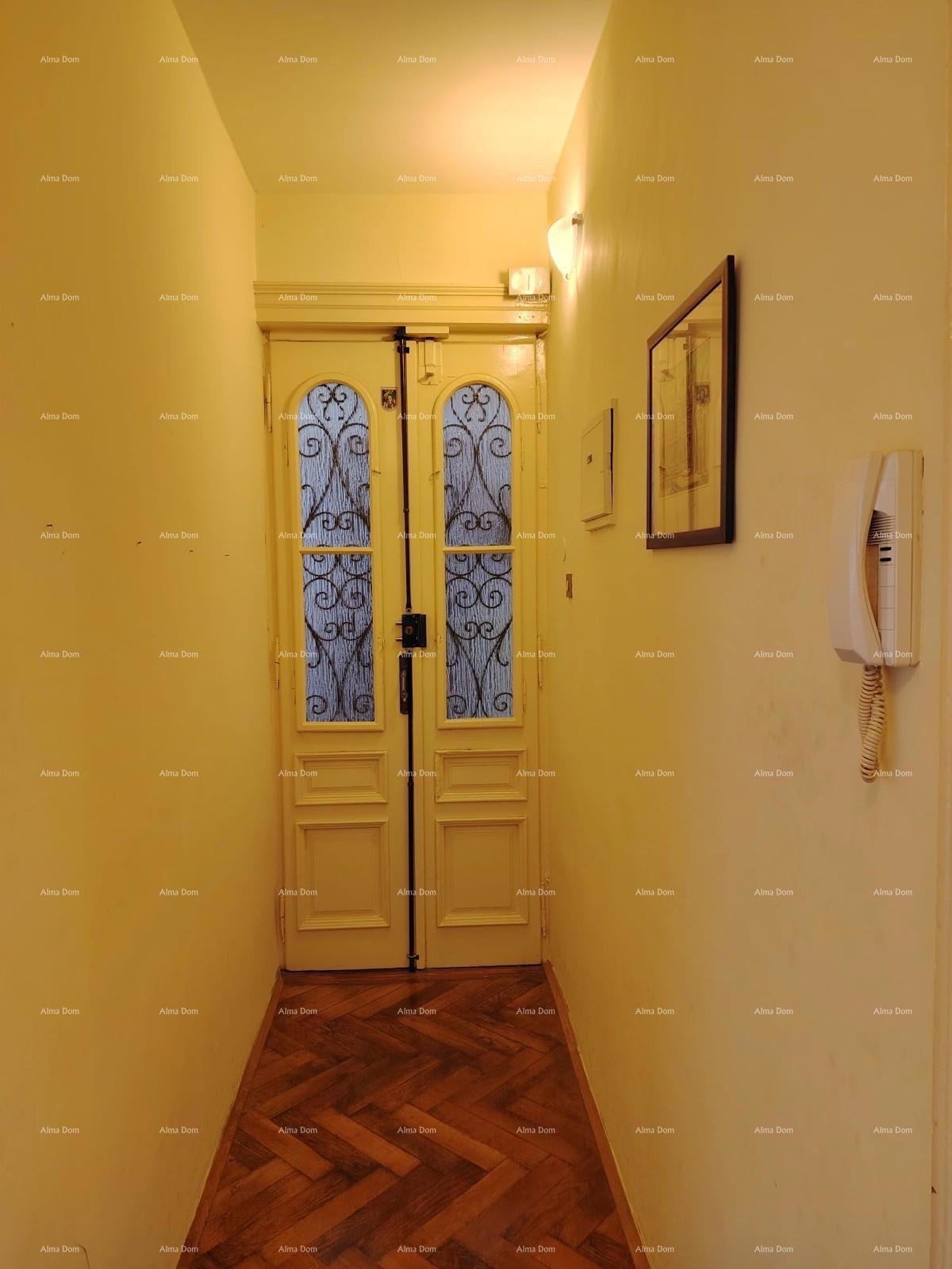 Trisobno stanovanje v samem centru