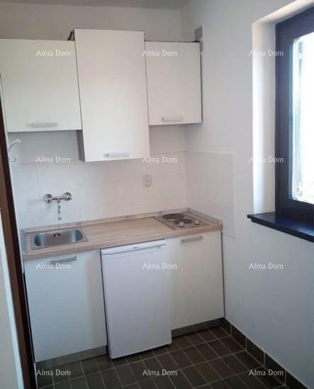 Apartma na prodajo v Barbarigi – prvi vrsta do morja