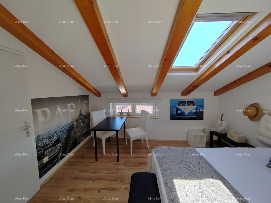 ROVINJ – Dvoetažni stan 50 m² v centru, s 2 studio apartmaji