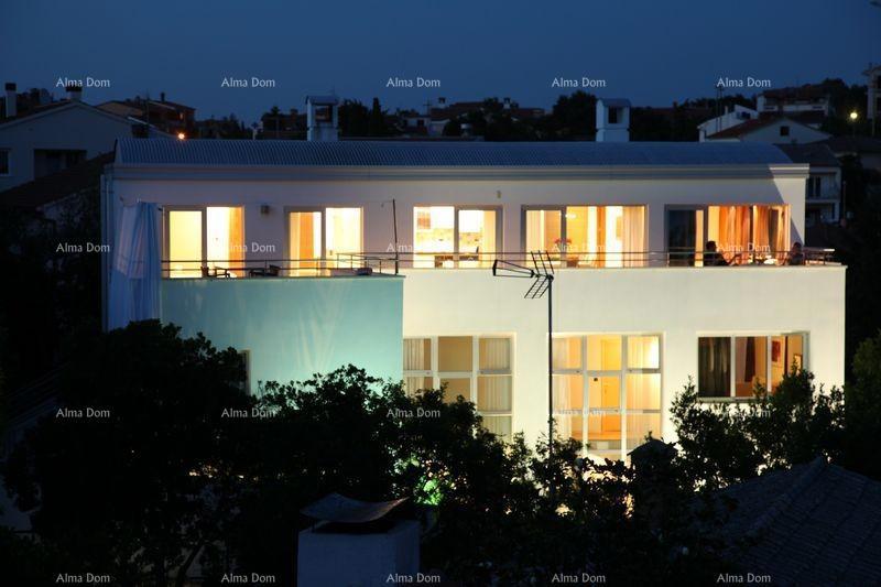 Na prodaju – Luksuzna vila 60 m od morja, Peščena uvala