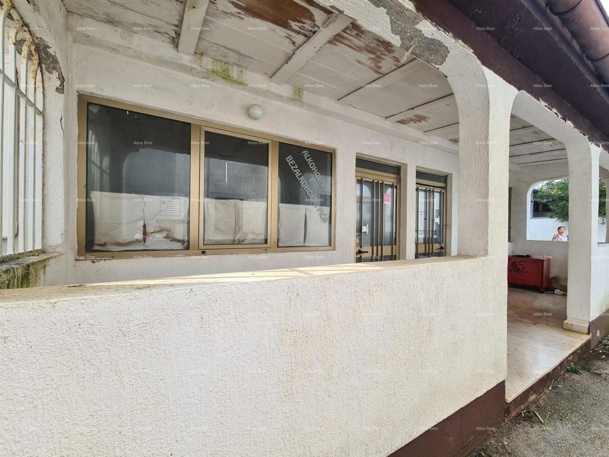 VODNJAN – POSLOVNI PROSTOR / APARTMAJI V PRIZIDJU ZGRADNE