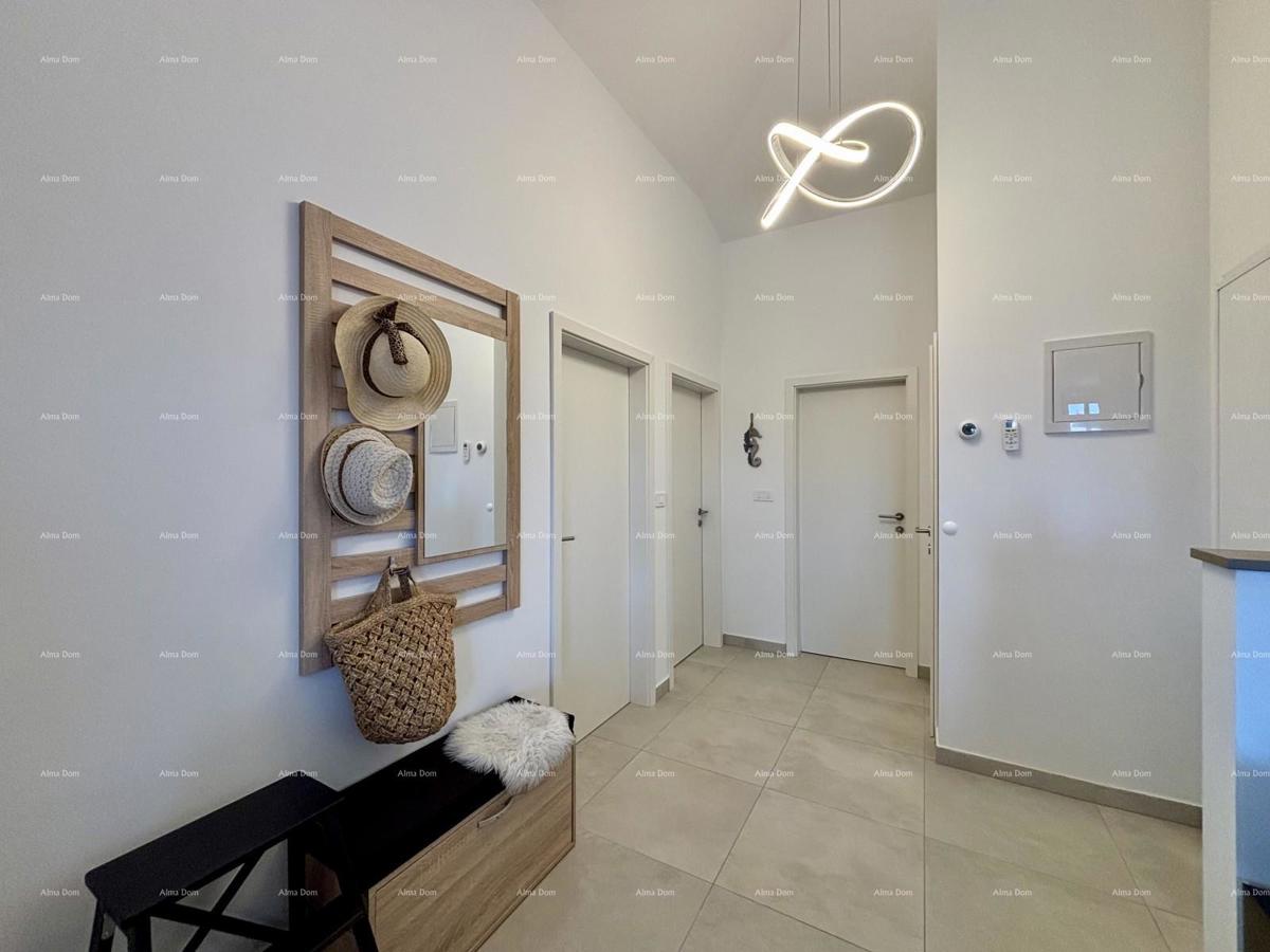 PEROJ – Sodobno stanovanje z razgledom na morje — le 800 m od plaže